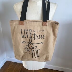 Thirty-one zip tote bag “Live true & be You”